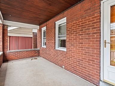 Building Photo - 34 Estella Ave