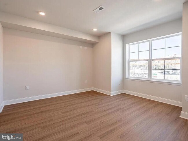 Building Photo - 2705 MAYA Ln