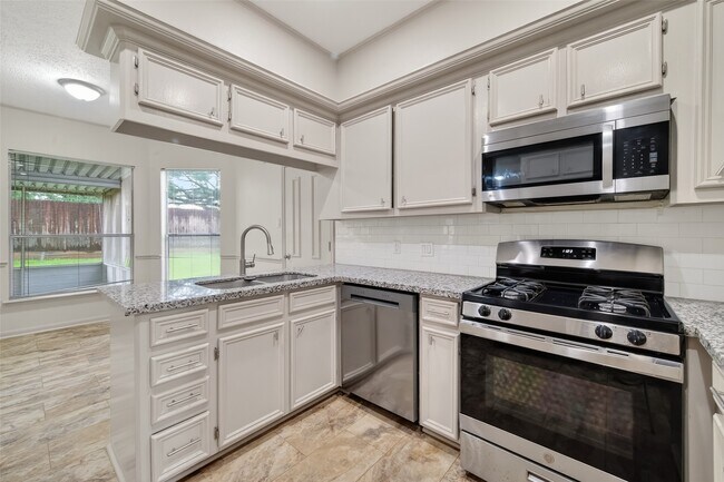 Building Photo - 11818 Snowberry Dr