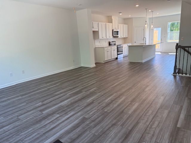 Building Photo - 6212 kenbrook Dr