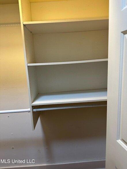 Building Photo - 3564 Cowan Pl