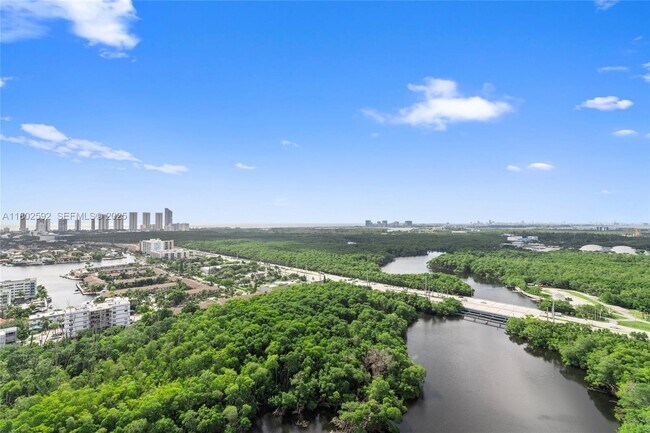 Building Photo - 16385 Biscayne Blvd