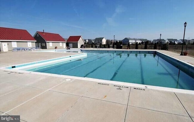 Building Photo - 1703 Aldin Ct