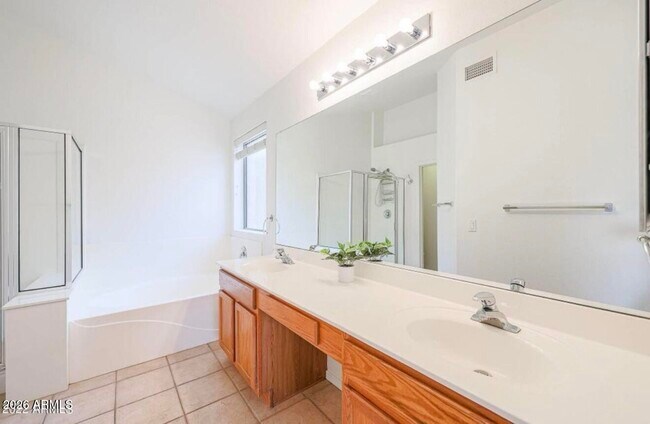 Building Photo - 4099 E Rustler Way
