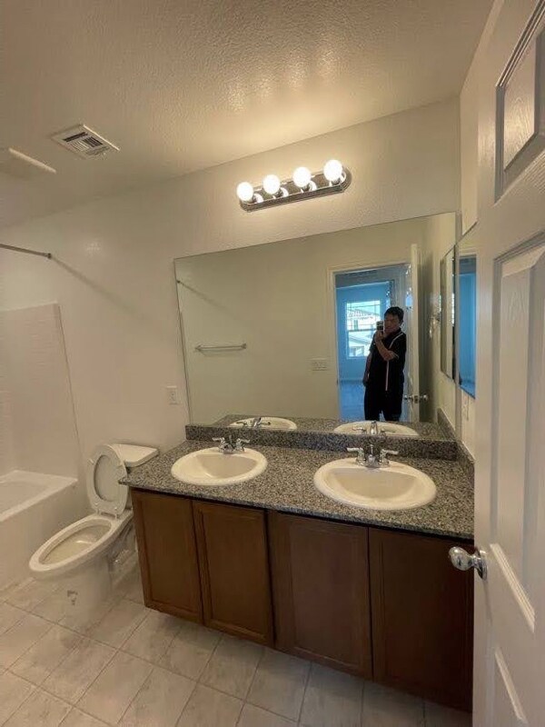 Building Photo - 6077 Castle Gardens Ave