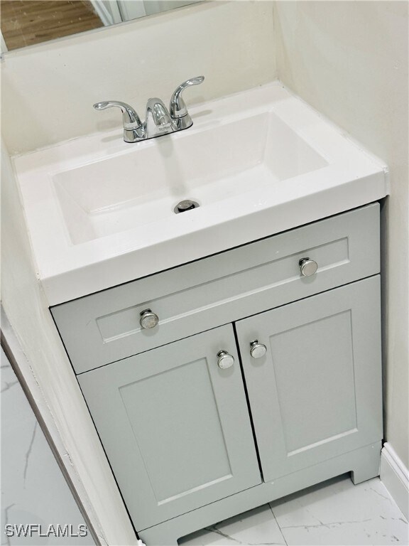 Building Photo - 826 Wiggins Pass Rd