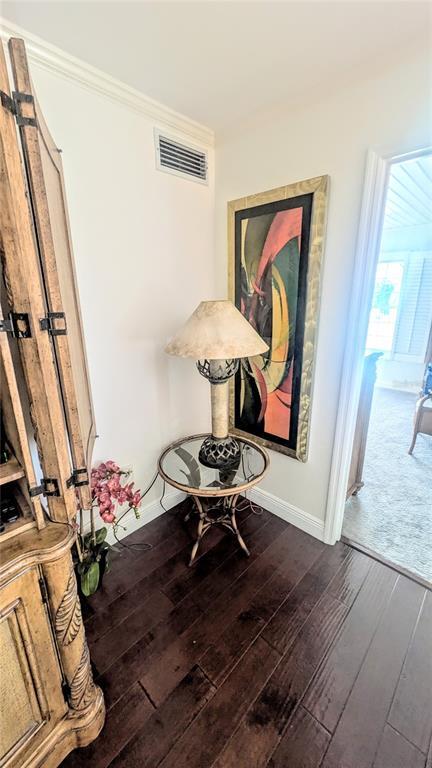 Building Photo - 1546 Stickney Point Rd