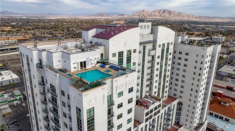 Building Photo - 150 Las Vegas Blvd N