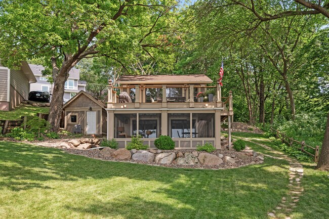 Building Photo - 16654 Inguadona Beach Cir SW
