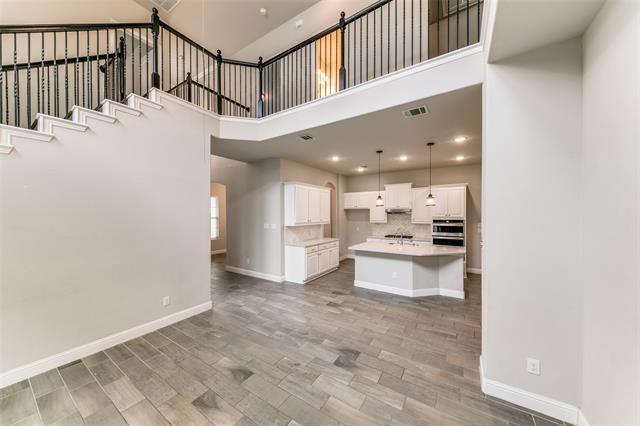 Building Photo - 17660 Sequoia Dr
