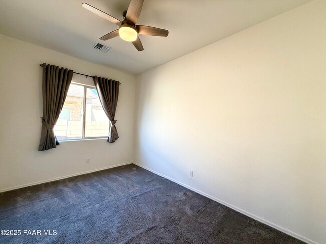 Building Photo - 5234 N Elliot Ave