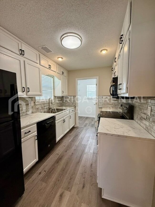 Building Photo - Easy Living in this Updated Pinson Home!!! COMING SOON!