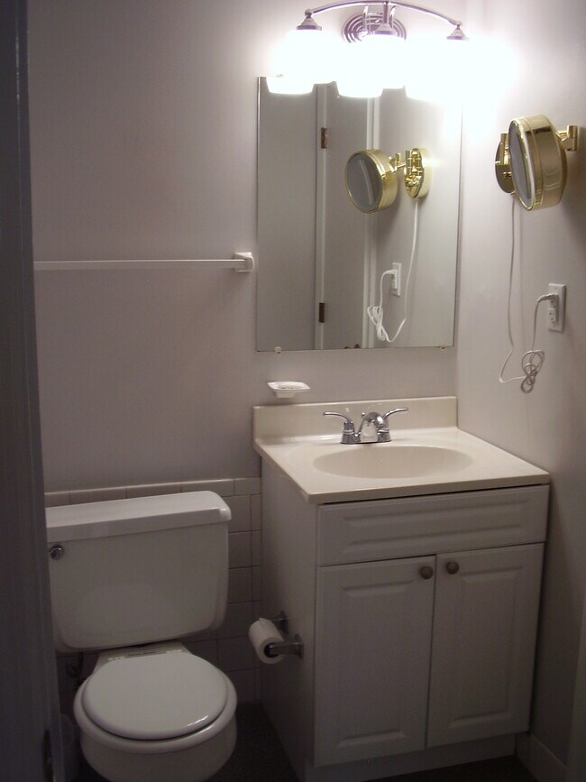 Bathroom - 1120 Chatham Park Dr