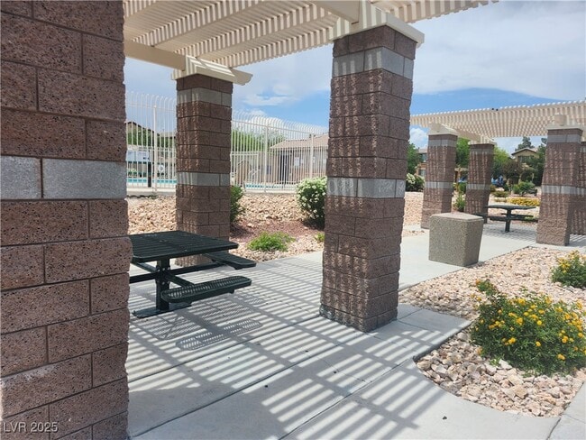 Building Photo - 4356 Altamira Cave Dr