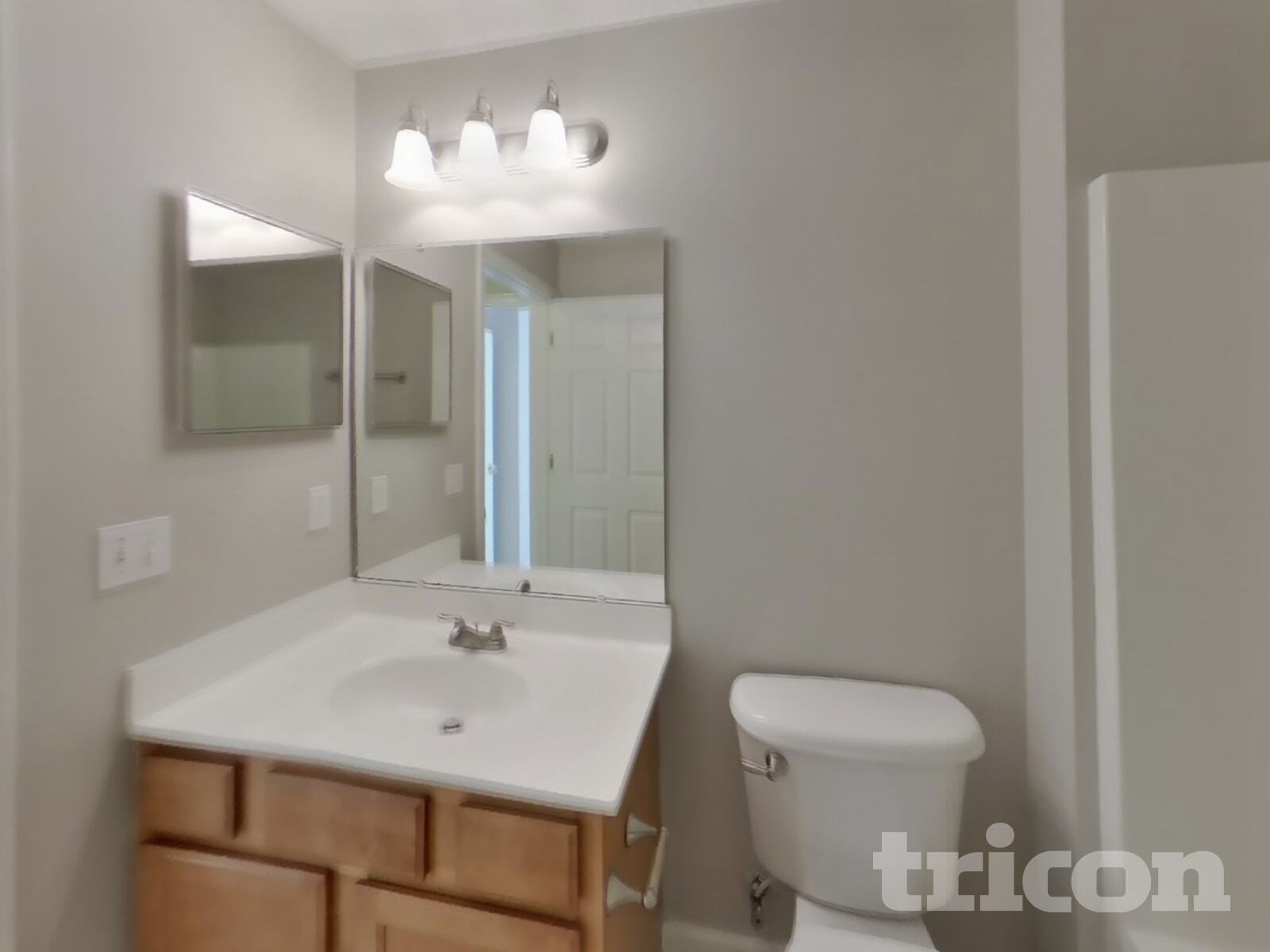 Building Photo - 5555 Village Pond Cir