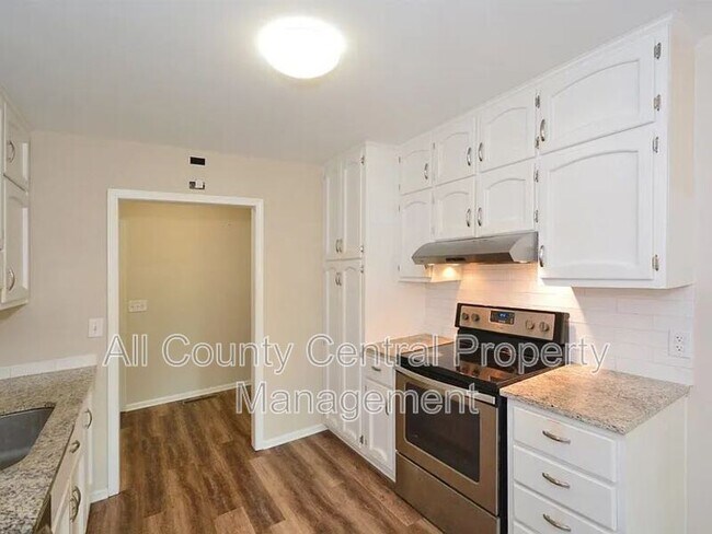 Building Photo - 8516 Marsh Mountain Rd