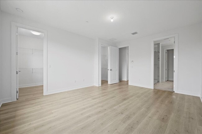 Building Photo - 5273 Beckman Ter