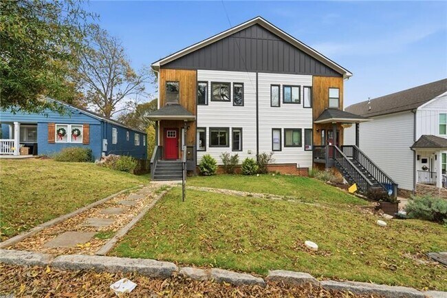 Building Photo - 160 Vanira Ave SE