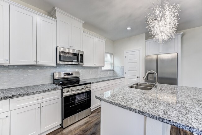 Building Photo - 410 N 4th St