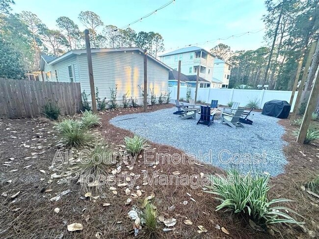 Building Photo - 444 Montigo Ave N