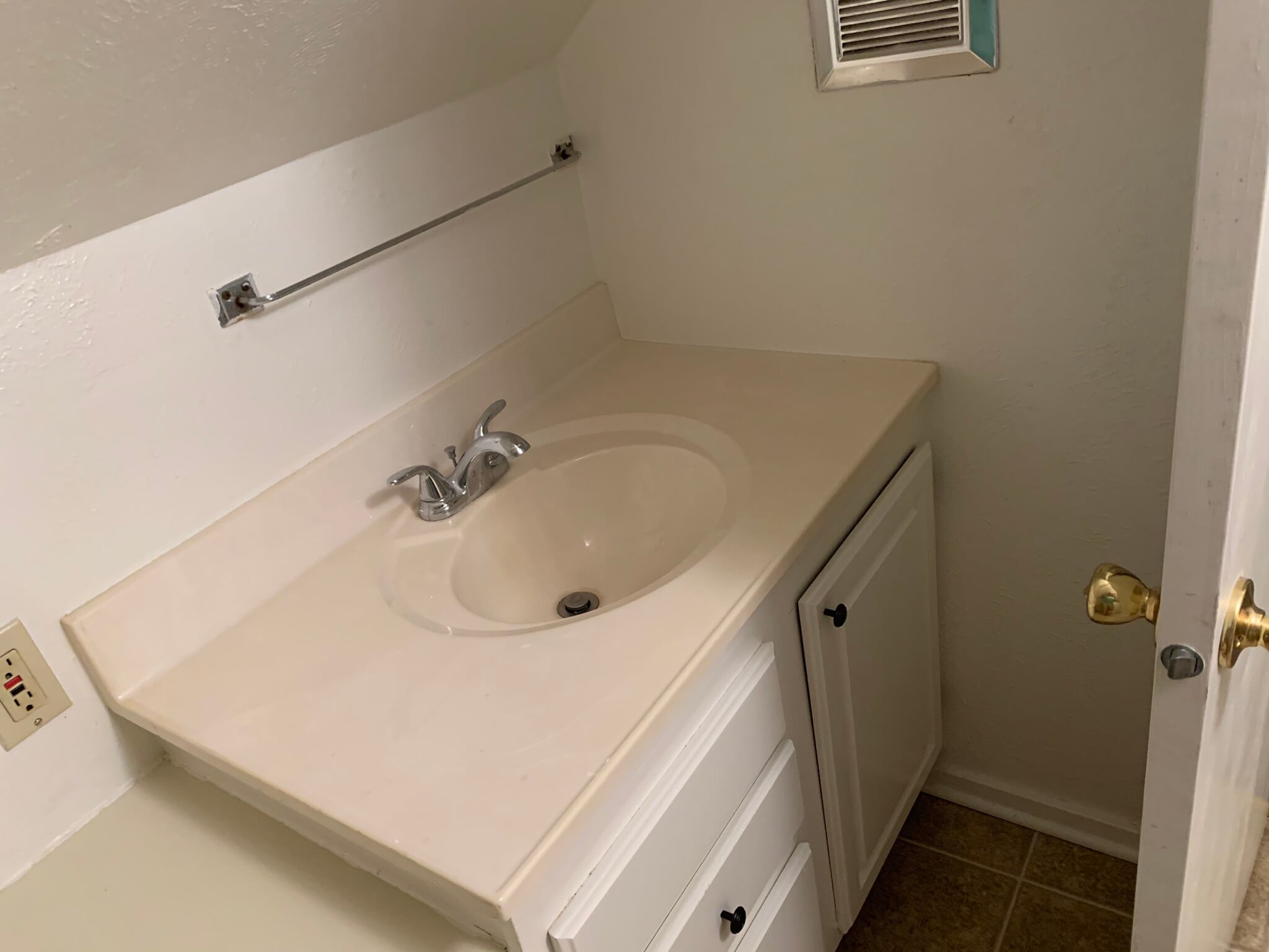 Building Photo - 412 E Jefferson St