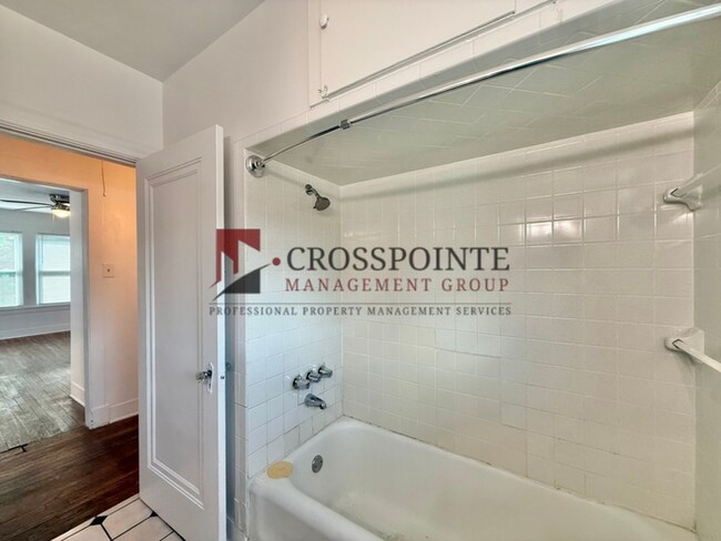 Building Photo - Tour Today! 2 Bedroom 1 Bathroom Upstairs Unit!
