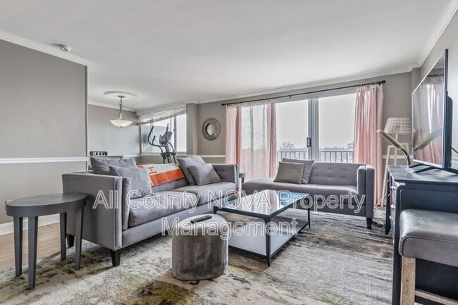 Building Photo - 4343 Cherry Hill Rd