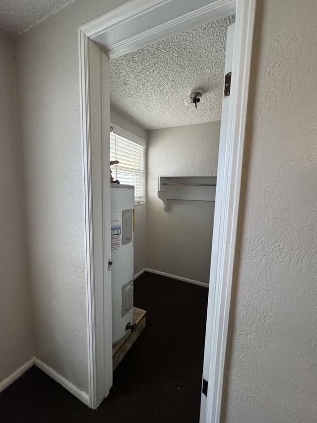 Building Photo - 444 N 400 W