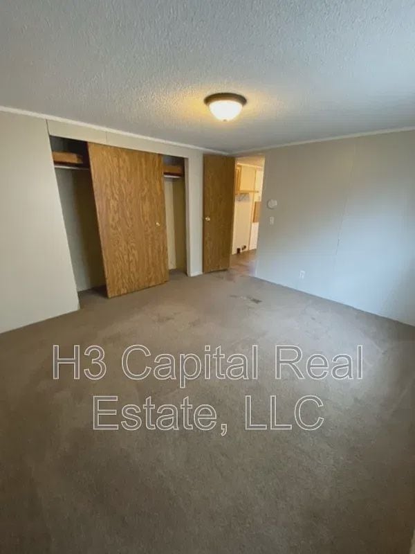 Building Photo - 1924 Page Ave