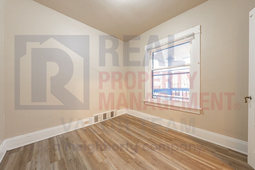 Building Photo - 1742 Clarkstone Rd