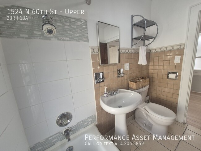 Building Photo - Cozy 2BD/1BA Washington Heights Upper