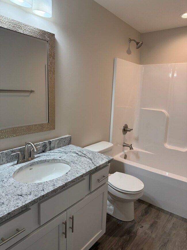 Building Photo - Brand New 3bed/3bath ranch townhome