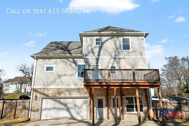 Building Photo - 124 8th Ave