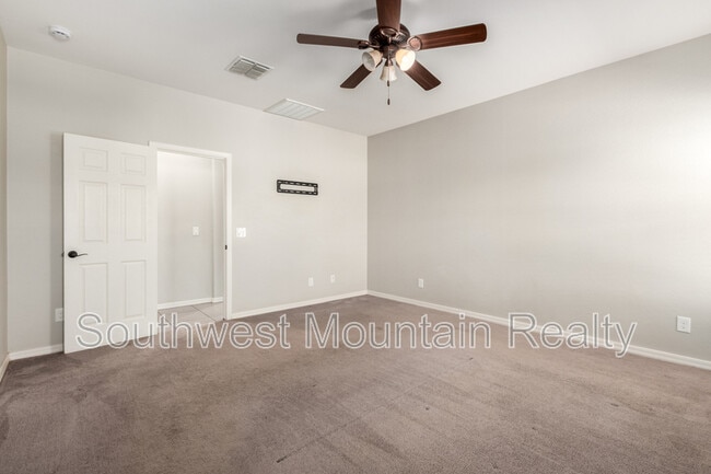 Building Photo - 41540 N Jacaranda Ct