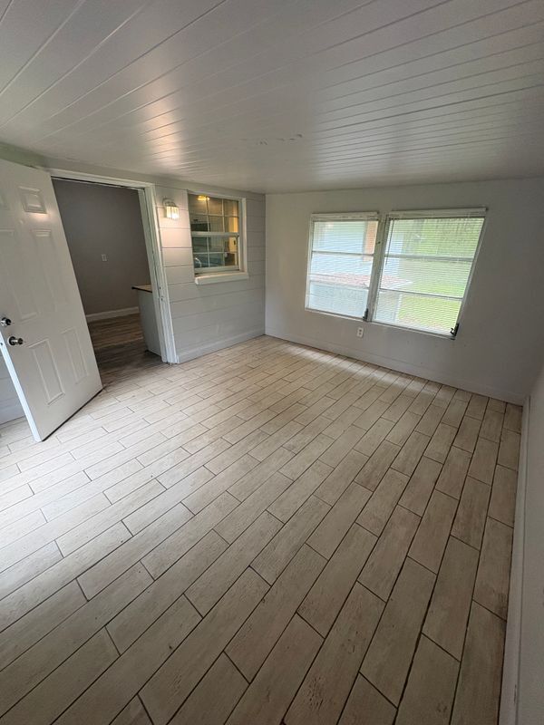 Building Photo - 20822 SW Marine Blvd