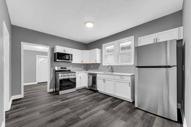 Building Photo - 5527 Alice Ave