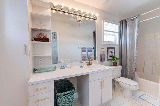 Building Photo - 5125 SE Matousek St