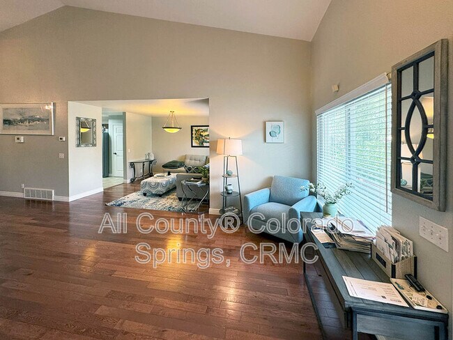 Building Photo - 2970 Haystack Dr