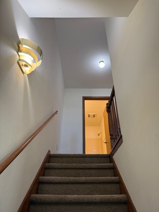 Building Photo - 510/512 Pheasant Drive