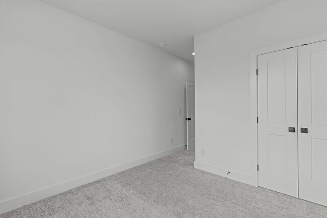 Building Photo - 616 Rocky Knob Ct