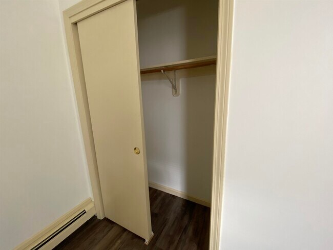 Building Photo - 124 Orange St