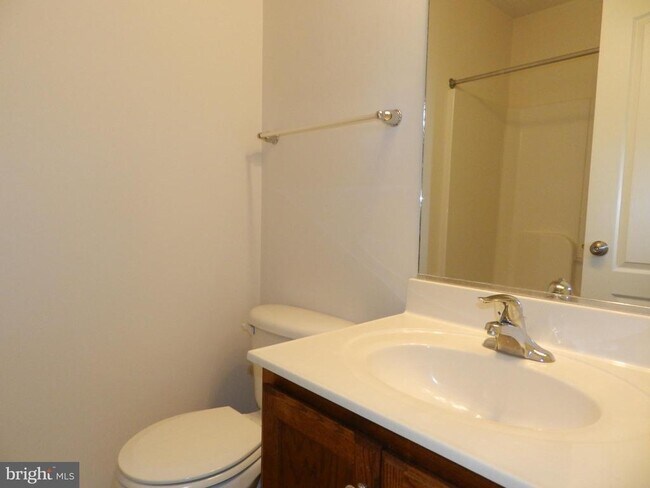 Building Photo - 23214 Westwood Ct