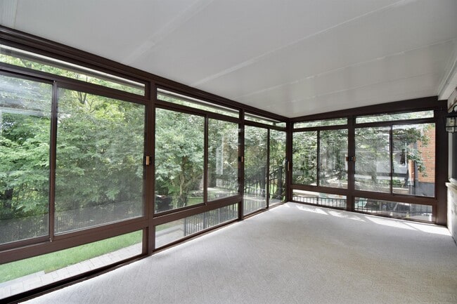 Building Photo - 7236 Longfield Dr