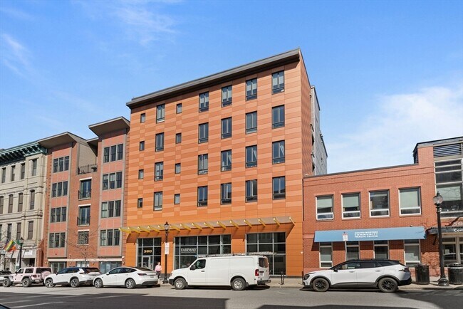 Building Photo - 380 W Broadway