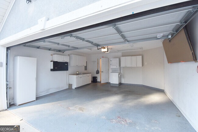 Building Photo - 715 S Fairfield Dr