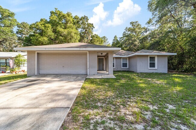 Building Photo - Peaceful 3-Bedroom Home with Open Floor Plan & Two-Car Garage in Rainbow Lakes Estates!