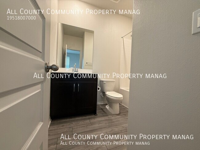 Building Photo - 11615 Zoeller St