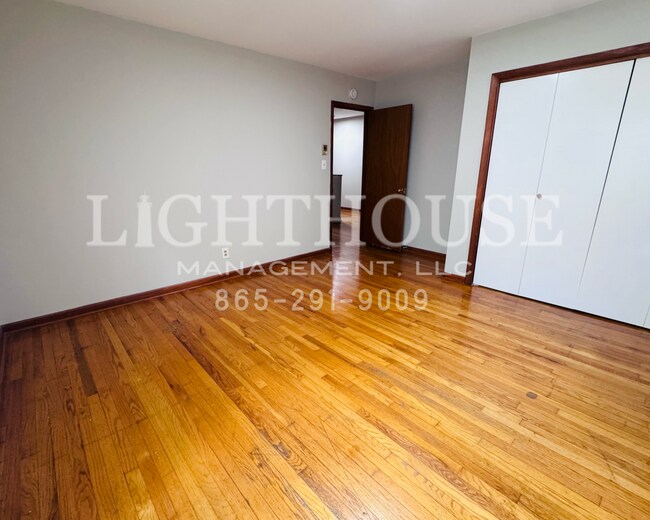 Building Photo - 2152 Dandridge Ave