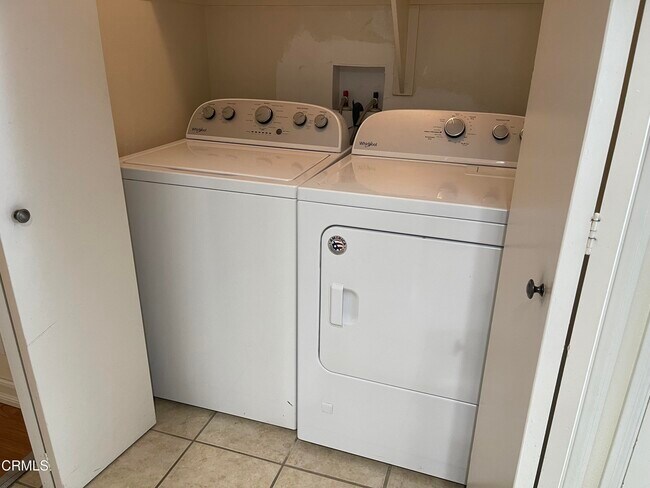 Building Photo - 1213 Cordova St