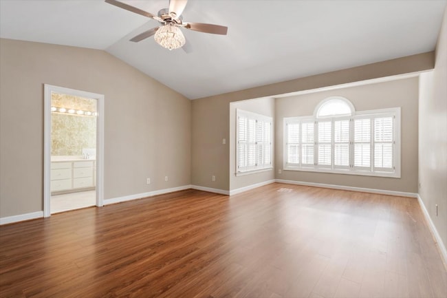 Building Photo - 900 Kirkeenan Cir